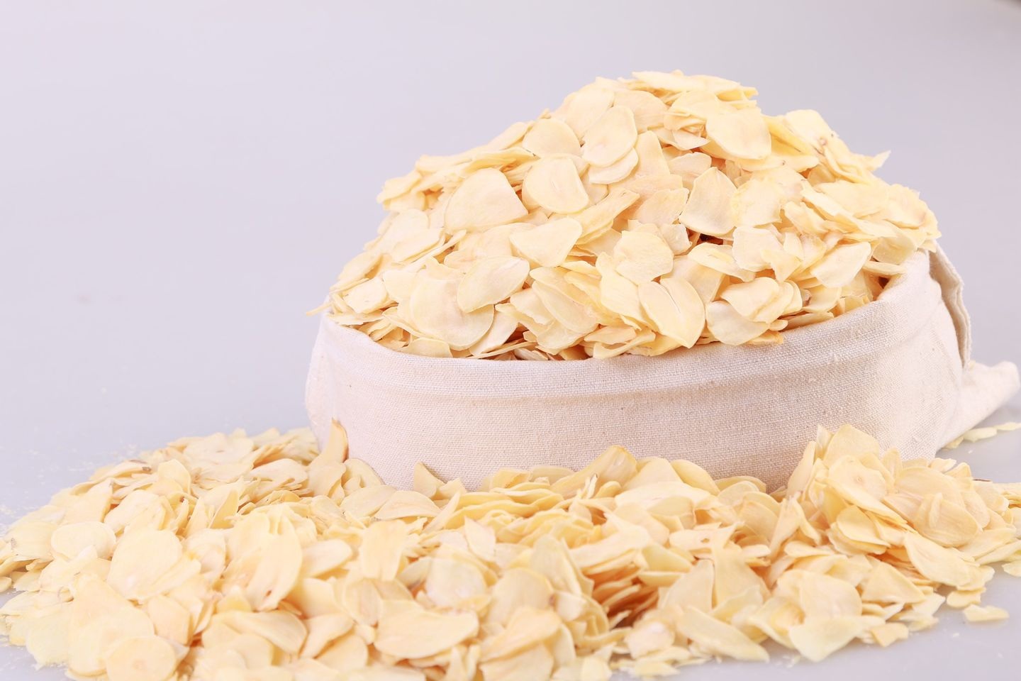 AMANDE EFFILEE - Image 2