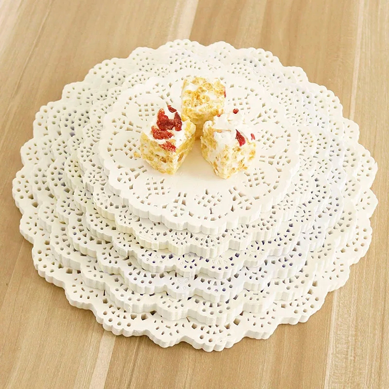 Dentelle Ronde en Papier Blanc 12pcs